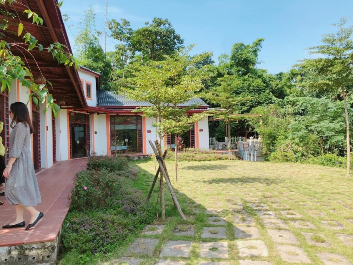 Furano Garden Home Hoa Binh - Venuestay Екстериор снимка