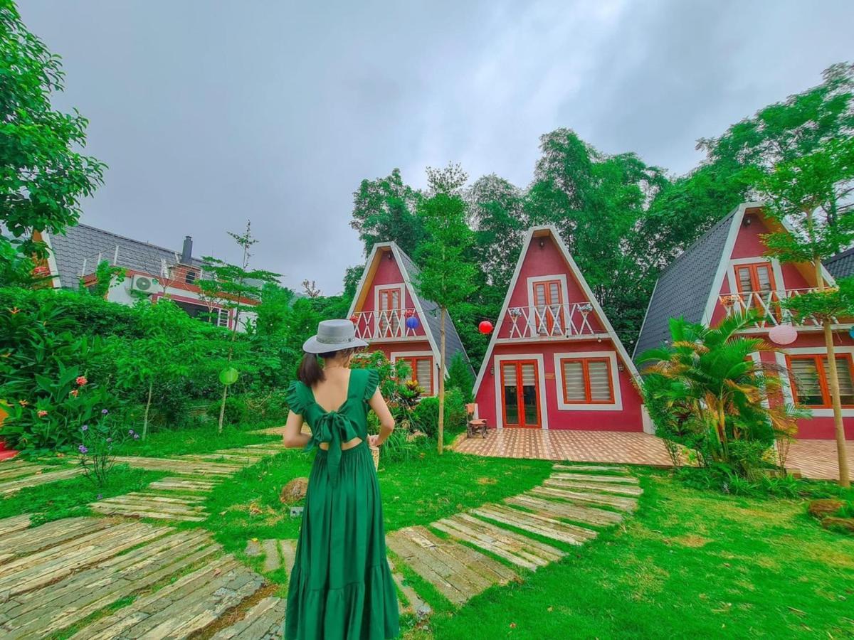Furano Garden Home Hoa Binh - Venuestay Екстериор снимка