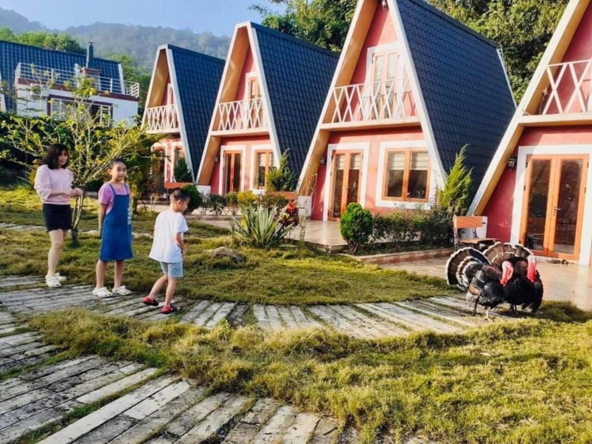 Furano Garden Home Hoa Binh - Venuestay Екстериор снимка