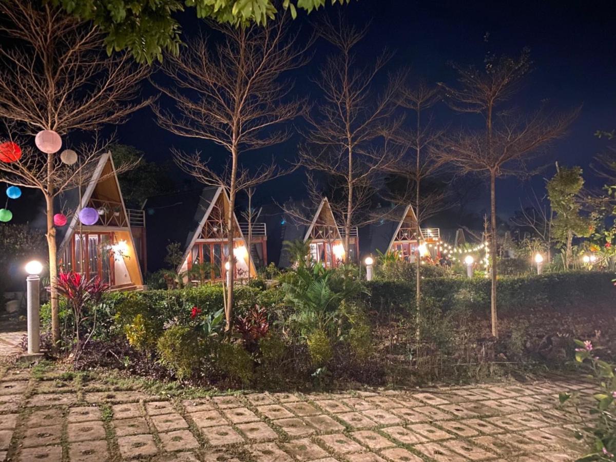 Furano Garden Home Hoa Binh - Venuestay Екстериор снимка