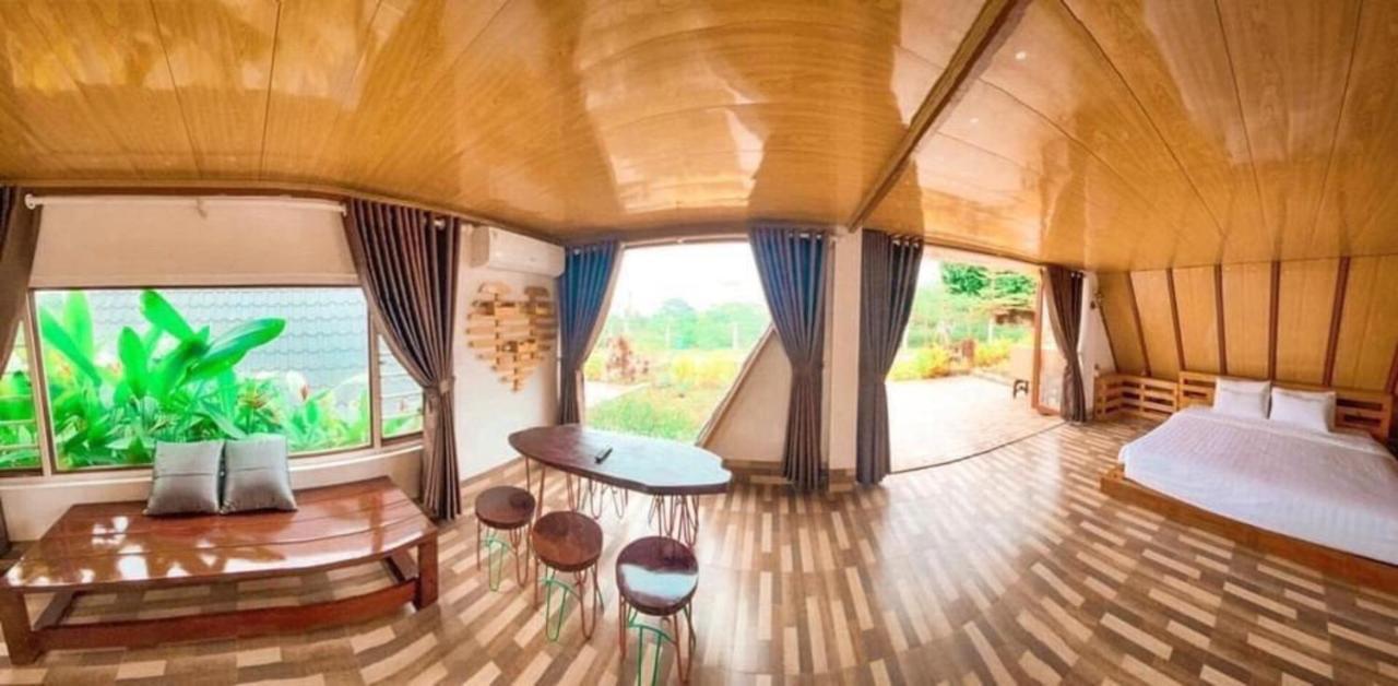 Furano Garden Home Hoa Binh - Venuestay Екстериор снимка