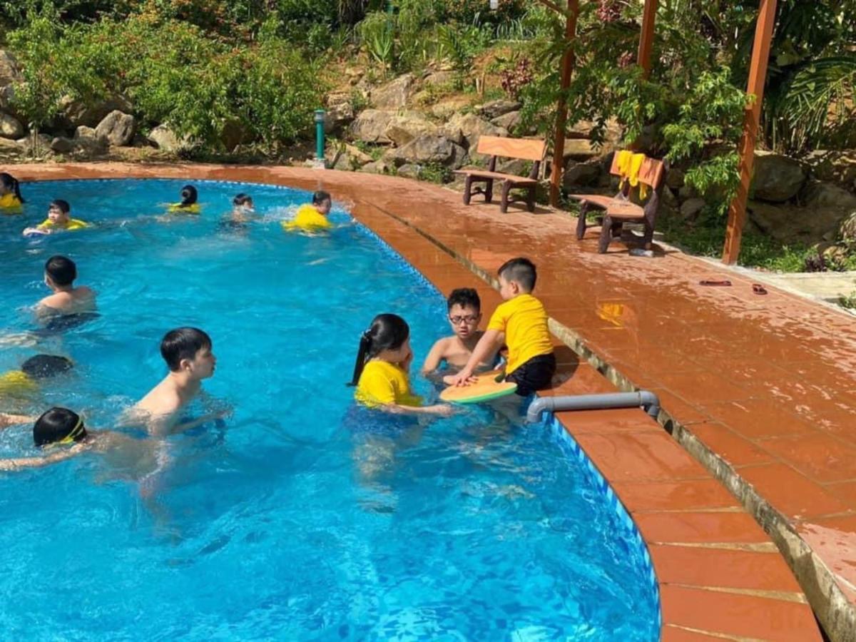 Furano Garden Home Hoa Binh - Venuestay Екстериор снимка