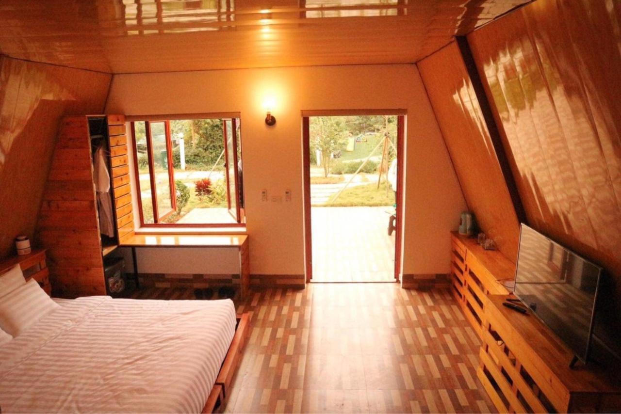 Furano Garden Home Hoa Binh - Venuestay Екстериор снимка